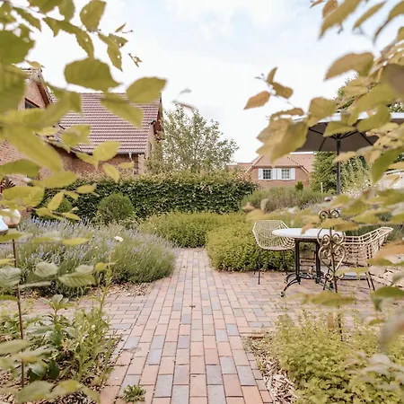 Okelmann's - Entspannte Achtsamkeit - Bewusster Lifestyle 4* Warpe